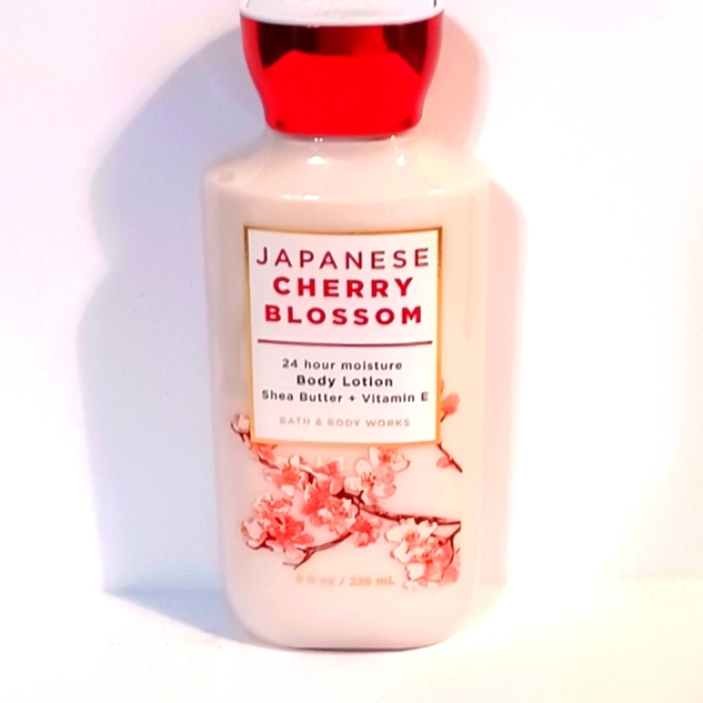 Bath and Body Japanese Cherry Blossom Hand Lotion